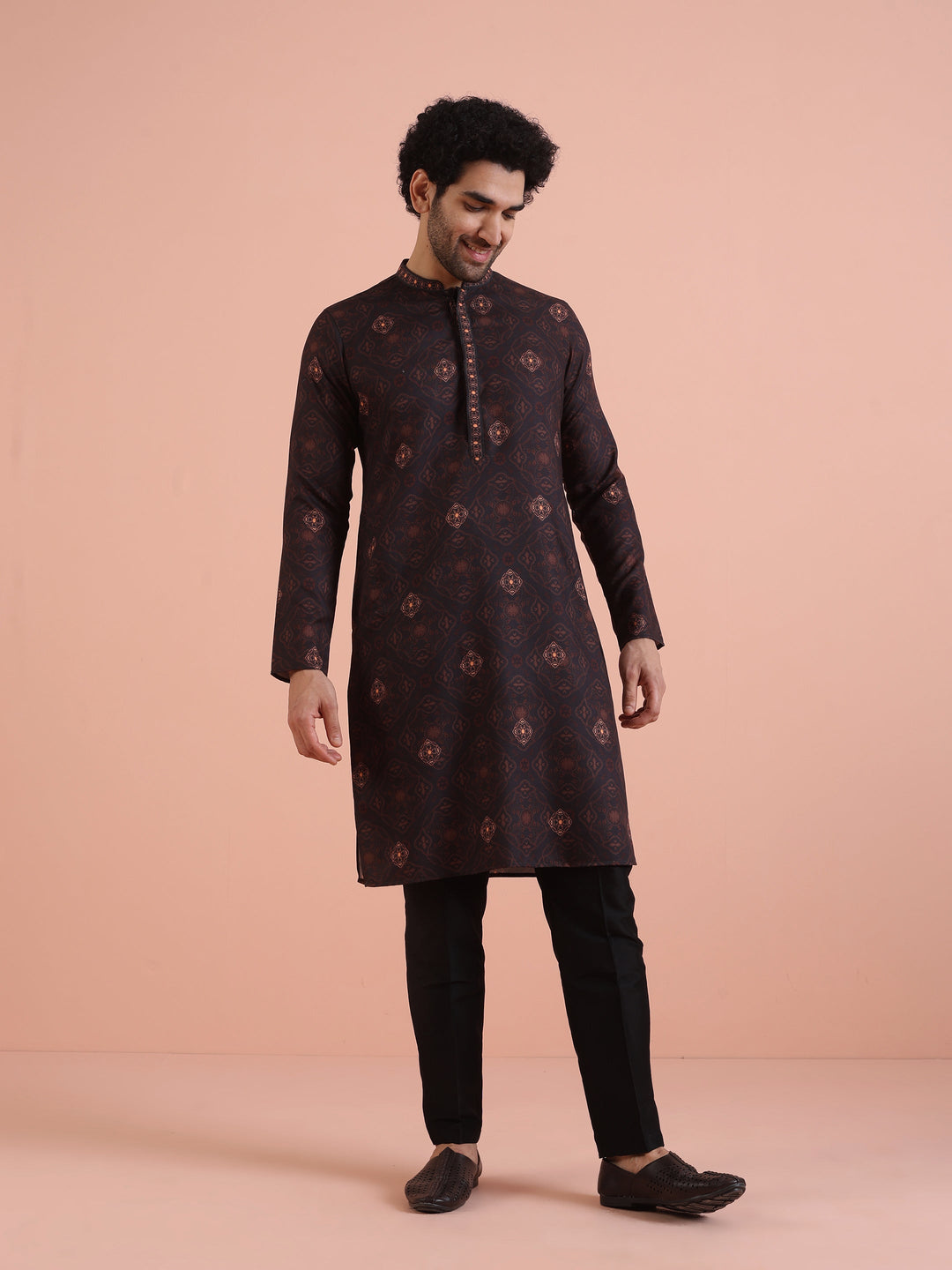 Men Black Printed Geometric Kurta | SHOBITAM