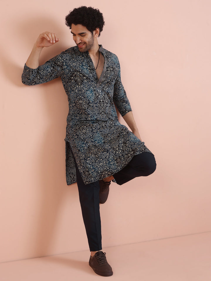 Black Printed Motif Silk Blend Kurta | SHOBITAM