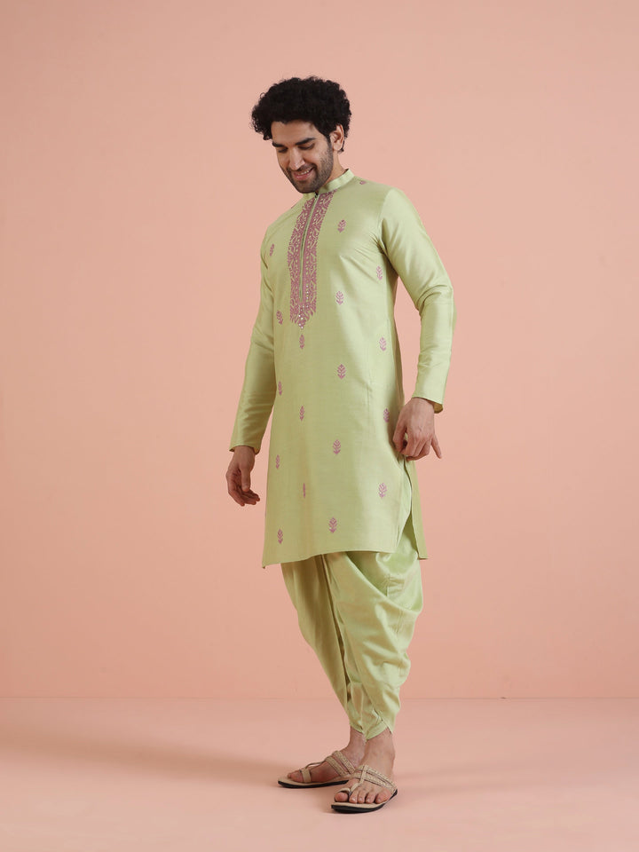 Men Green Embroidered Ethnic Motifs Kurta | SHOBITAM