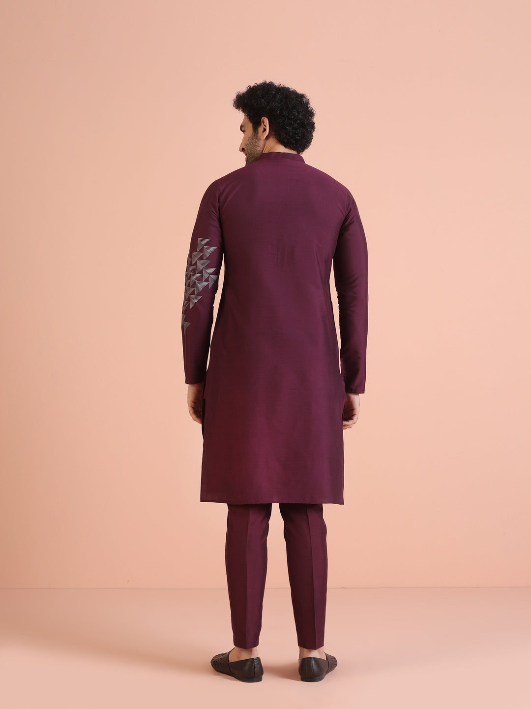 Men Wine Printed Geometric Kurta | SHOBITAM