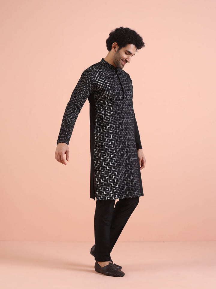 Men Black Printed Geometric Kurta  | SHOBITAM