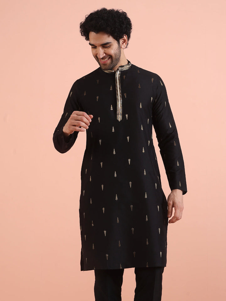 Men Black Jacquard Kurta with Ethnic Motifs  | SHOBITAM