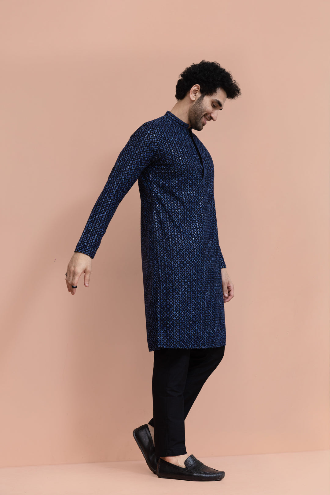 Men Blue Geometric Heavy Thread Work Kurta  | SHOBITAM