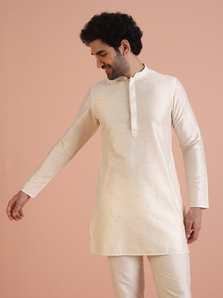 Men Off White Embroidered Kurta with Sequinned  | SHOBITAM