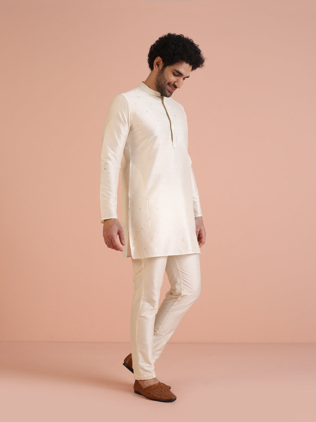 Men Off White Embroidered Kurta with Sequinned  | SHOBITAM