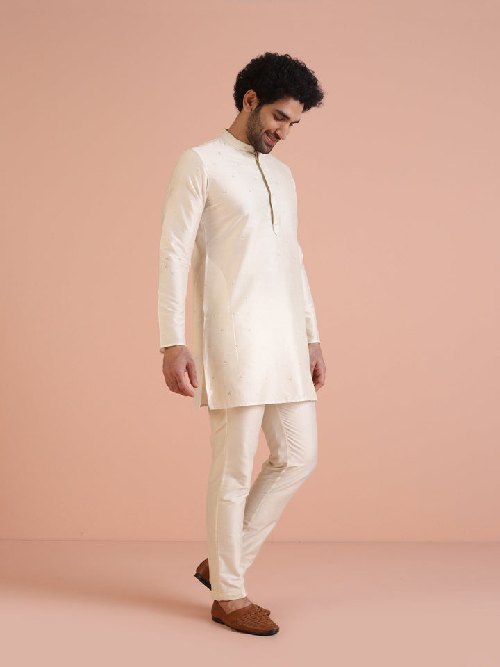 Men Off White Embroidered Kurta with Sequinned  | SHOBITAM