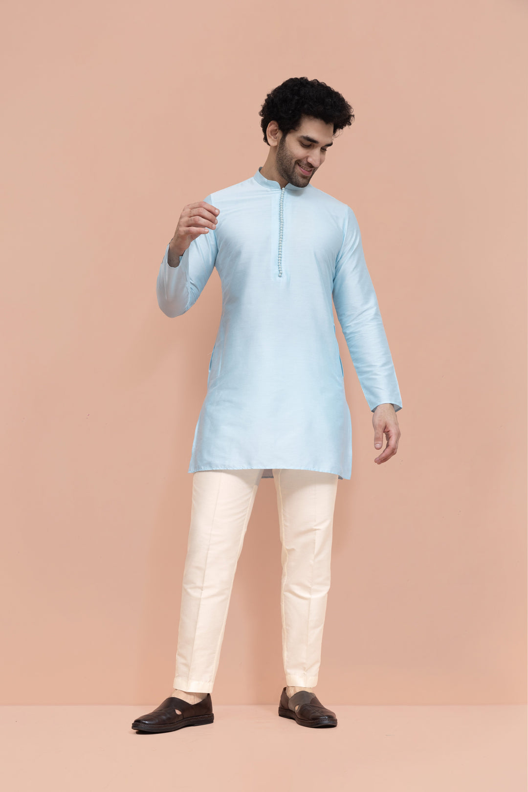 Men Blue Solid Kurta  | SHOBITAM