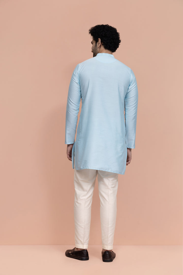 Men Blue Solid Kurta  | SHOBITAM