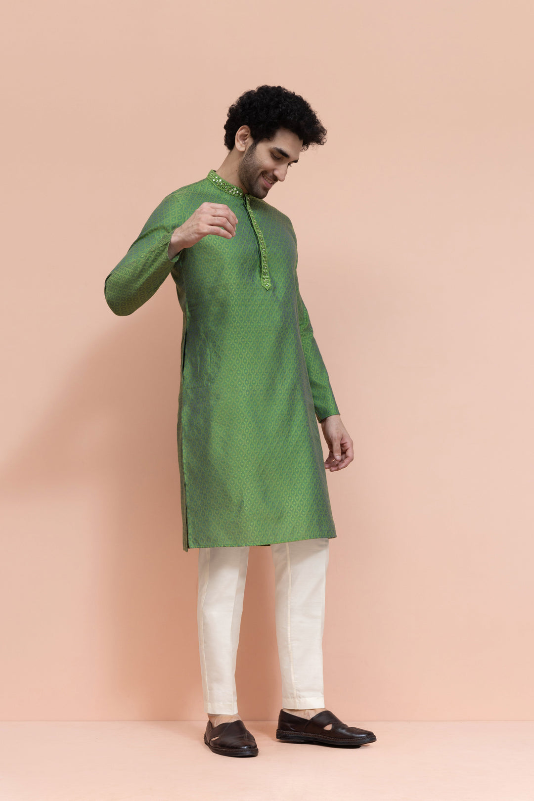 Men Green Ethnic Motifs Mirror work Kurta | SHOBITAM
