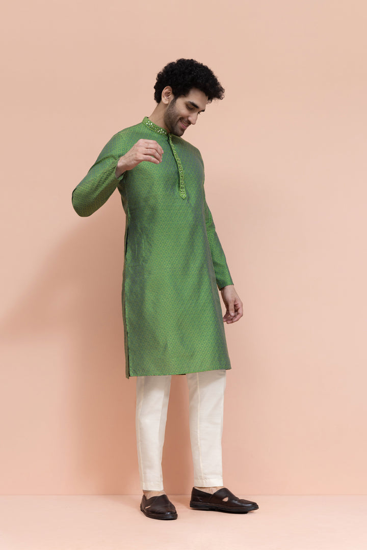 Men Green Ethnic Motifs Mirror work Kurta | SHOBITAM