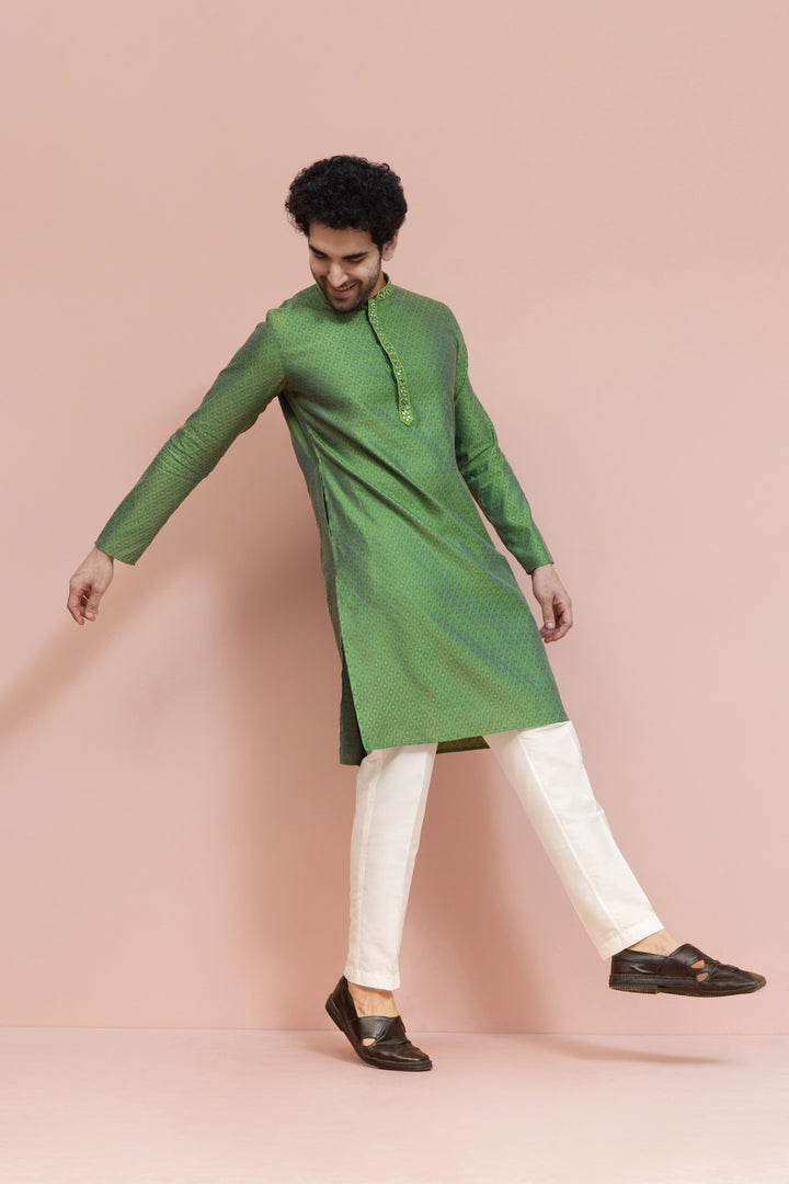 Men Green Ethnic Motifs Mirror work Kurta | SHOBITAM