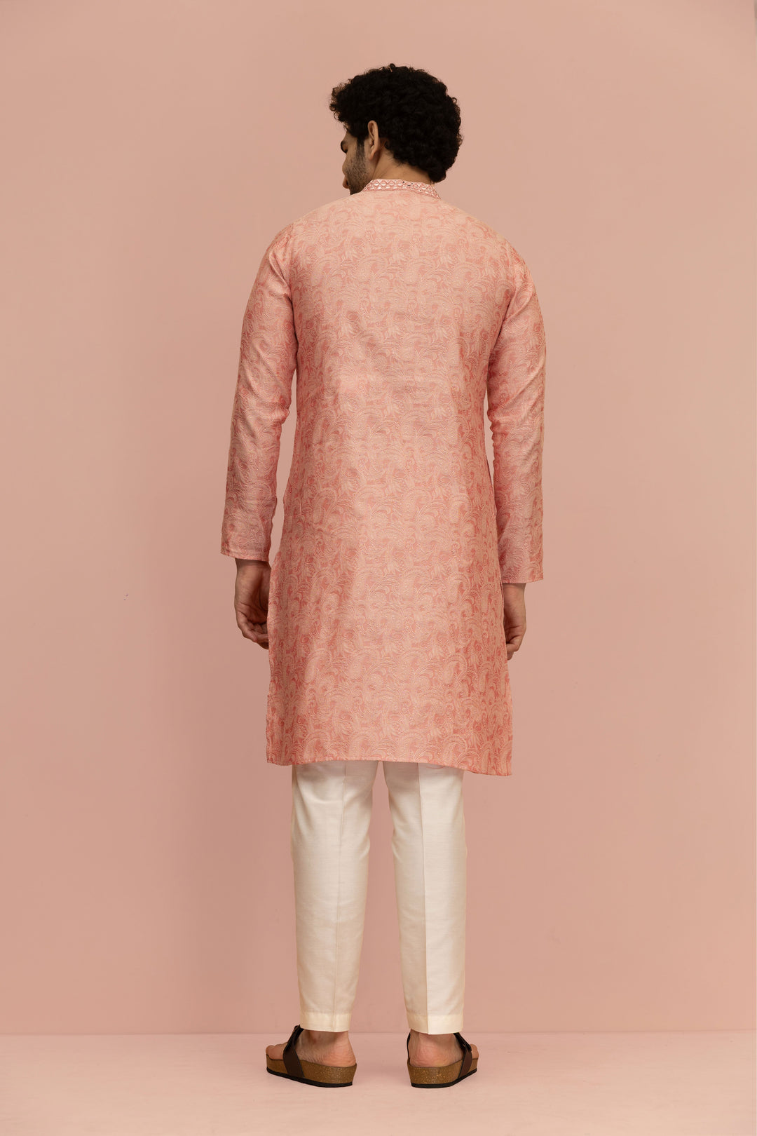 Peach Paisley Print Mirror Work Kurta | SHOBITAM