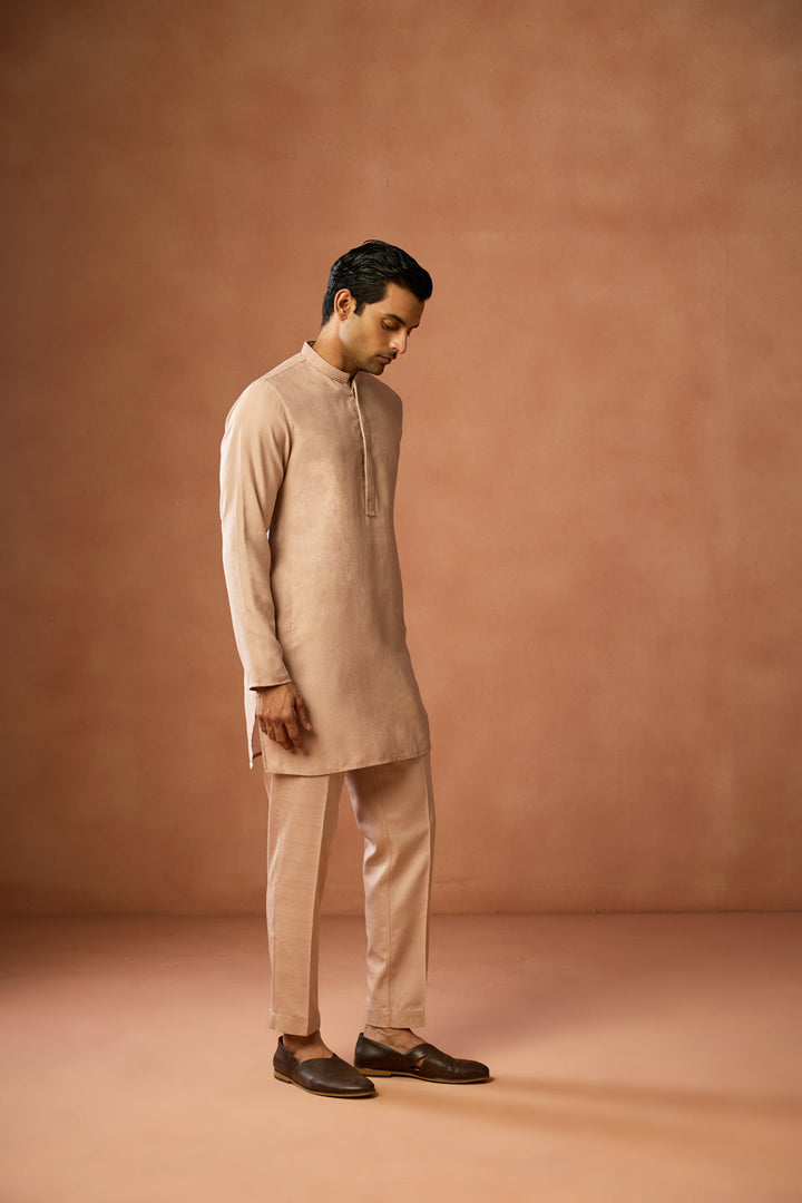 Peach Silk Blend Solid Mid Kurta | SHOBITAM