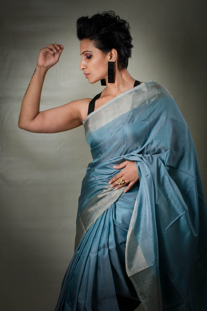 Ridhi - Handwoven Grey Silk Saree | SILK MARK CERTIFIED | SHOBITAM