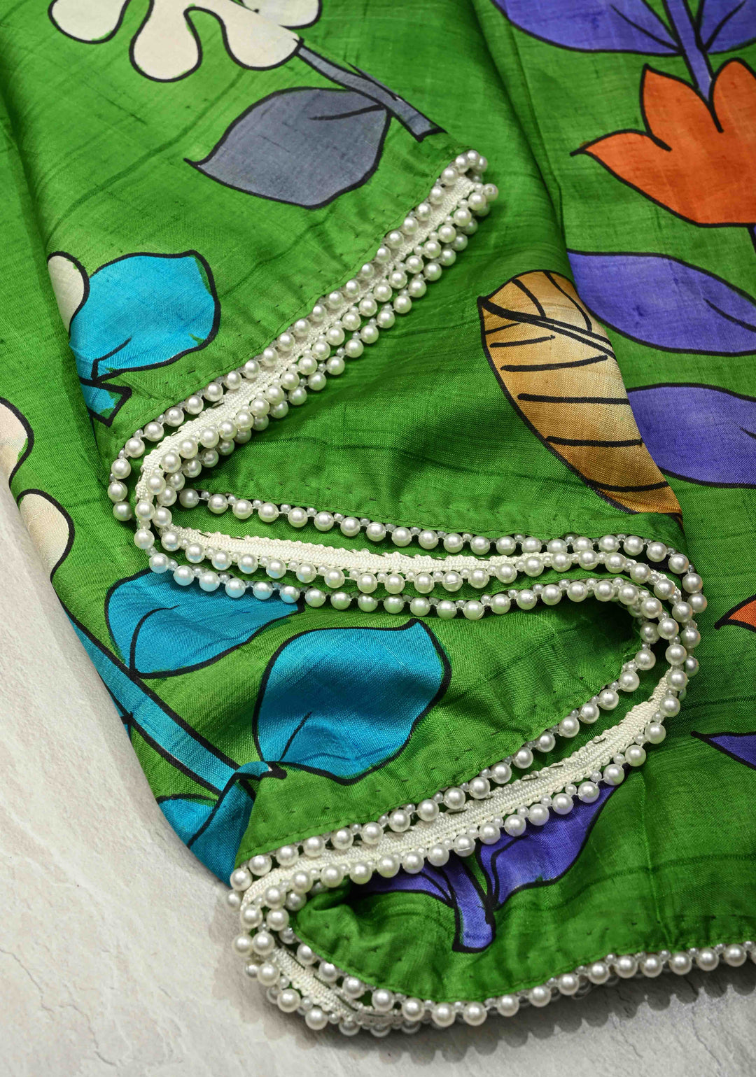 Grass Green Pure Handloom Silk saree with Hand Painted Kalamkari Design and Pearls Border| SILK MARK CERTIFIED