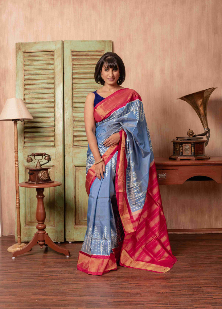 Scented Sky - Handwoven Pochampally Silk Saree | SILK MARK CERTIFIED | SHOBITAM