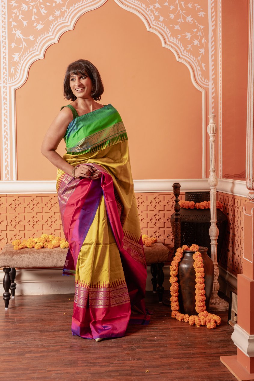 Tavasya - Handwoven Pochampally Silk Saree | SILK MARK CERTIFIED | SHOBITAM