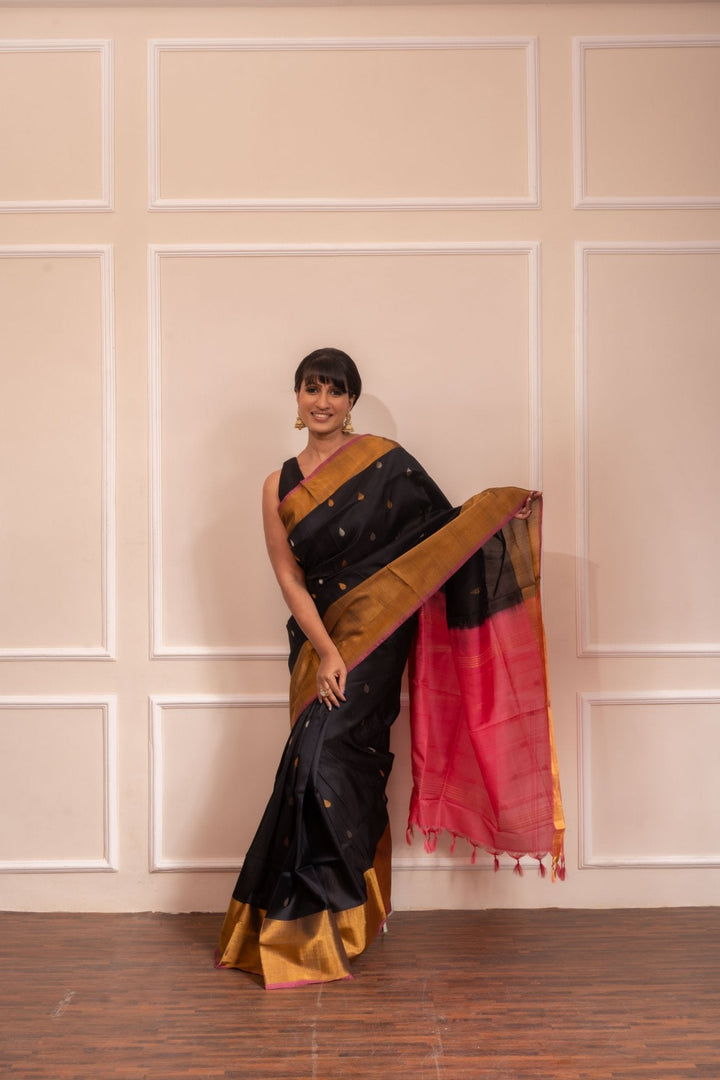 Sunanda - Handwoven Uppada Silk Saree | SILK MARK CERTIFIED | SHOBITAM