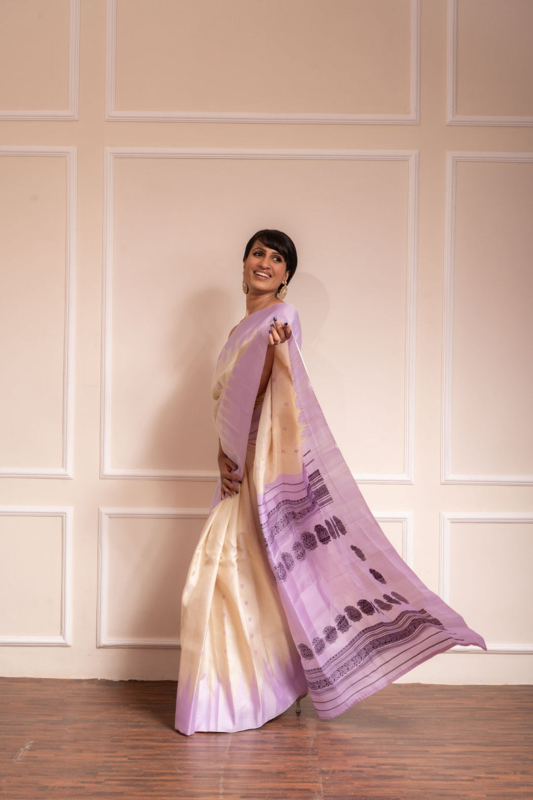 Lavender Muse- PREORDER Gorgeous Gadwal Silk Saree  | SILK MARK CERTIFIED | Shobitam