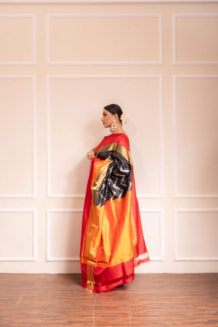The Modern Era Queen - Handwoven Pochampally Silk Saree | SILK MARK CERTIFIED | SHOBITAM