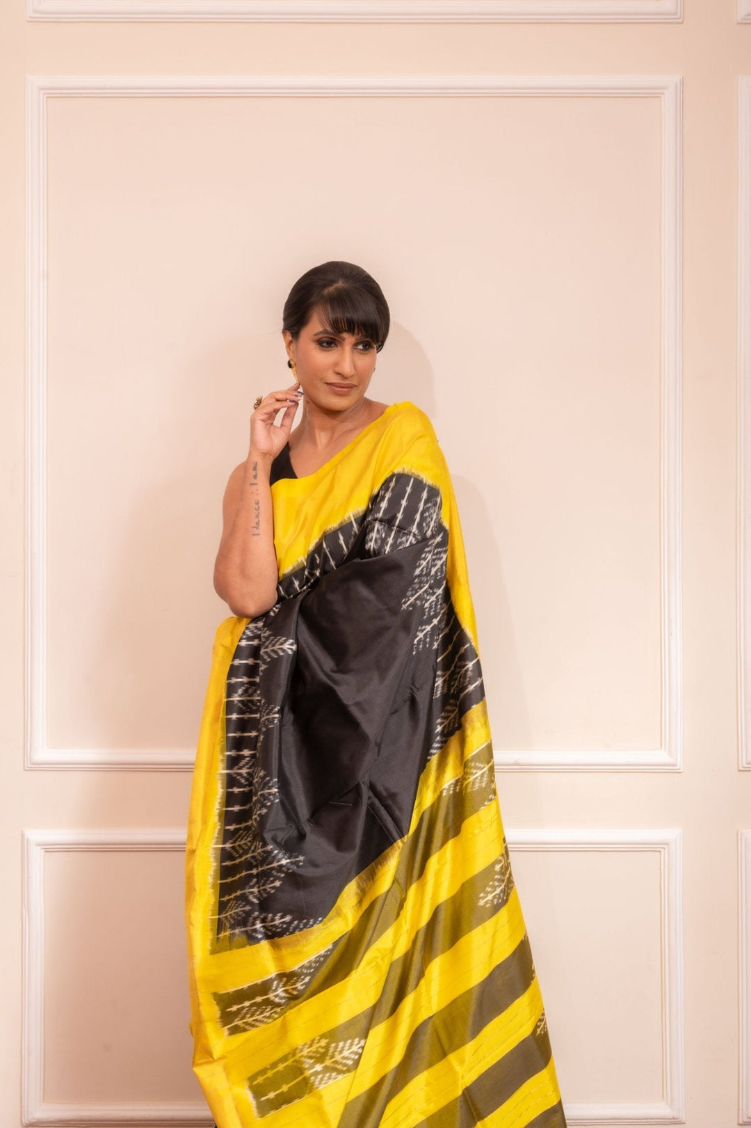 Black Royale - Handwoven Silk Saree | SILK MARK CERTIFIED | SHOBITAM