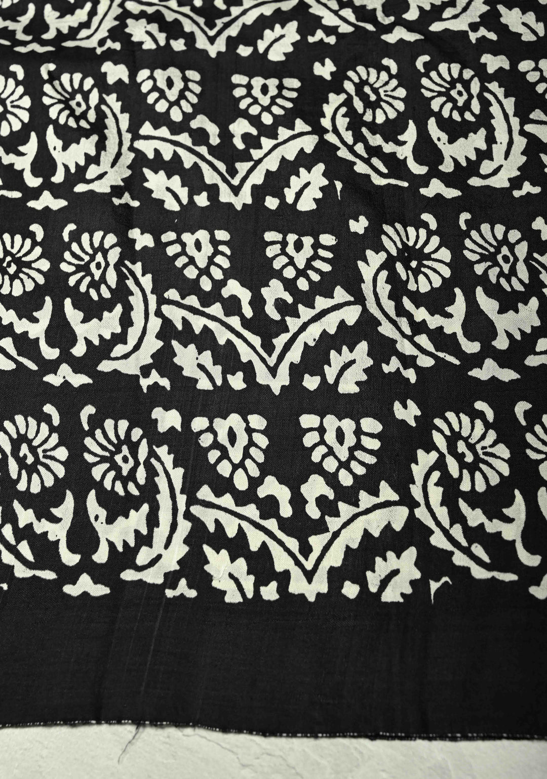 Off White Pure Handloom Silk Saree with Block Print and Contrast Border | SILK MARK CERTIFIED