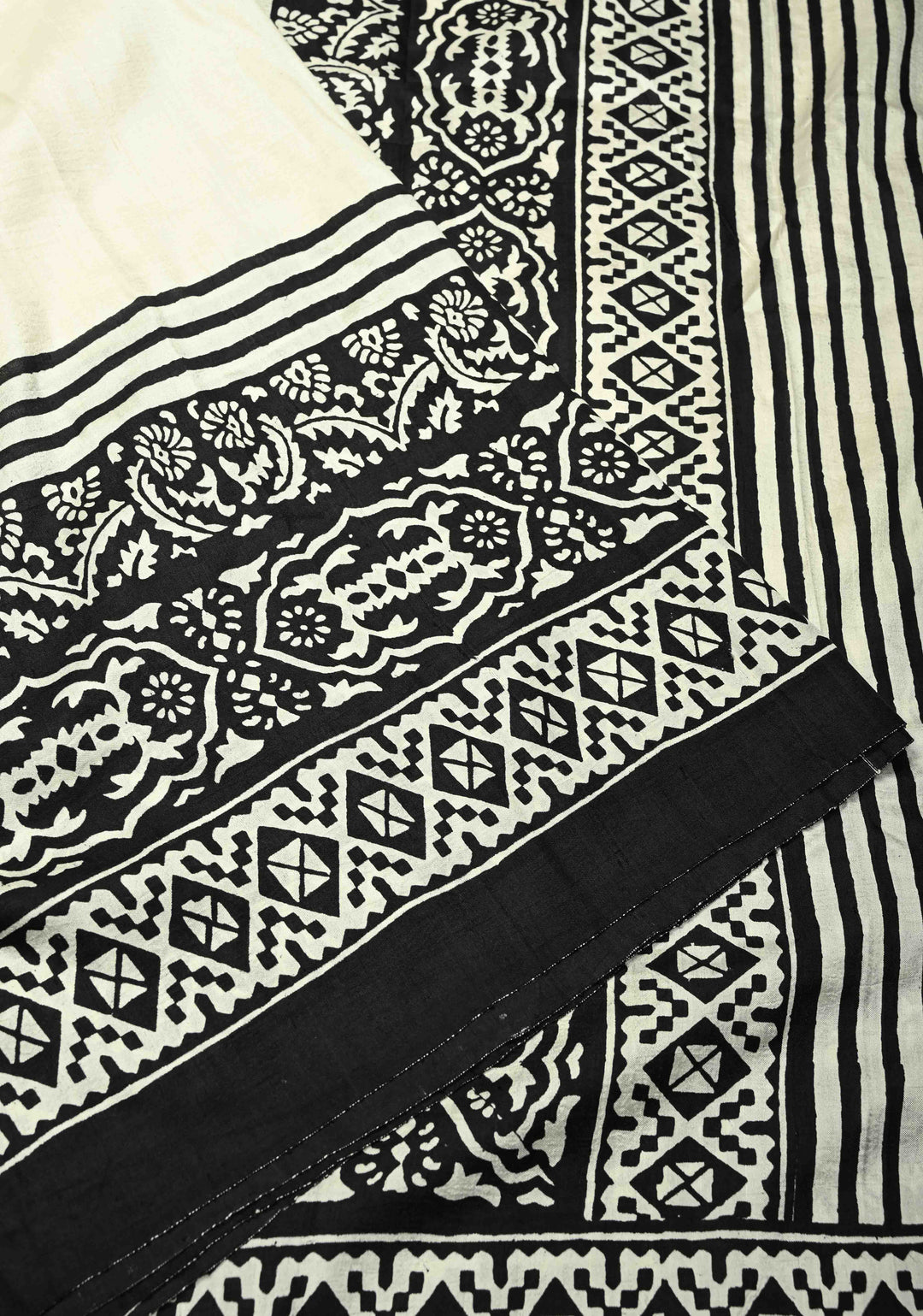 Off White Pure Handloom Silk Saree with Block Print and Contrast Border | SILK MARK CERTIFIED