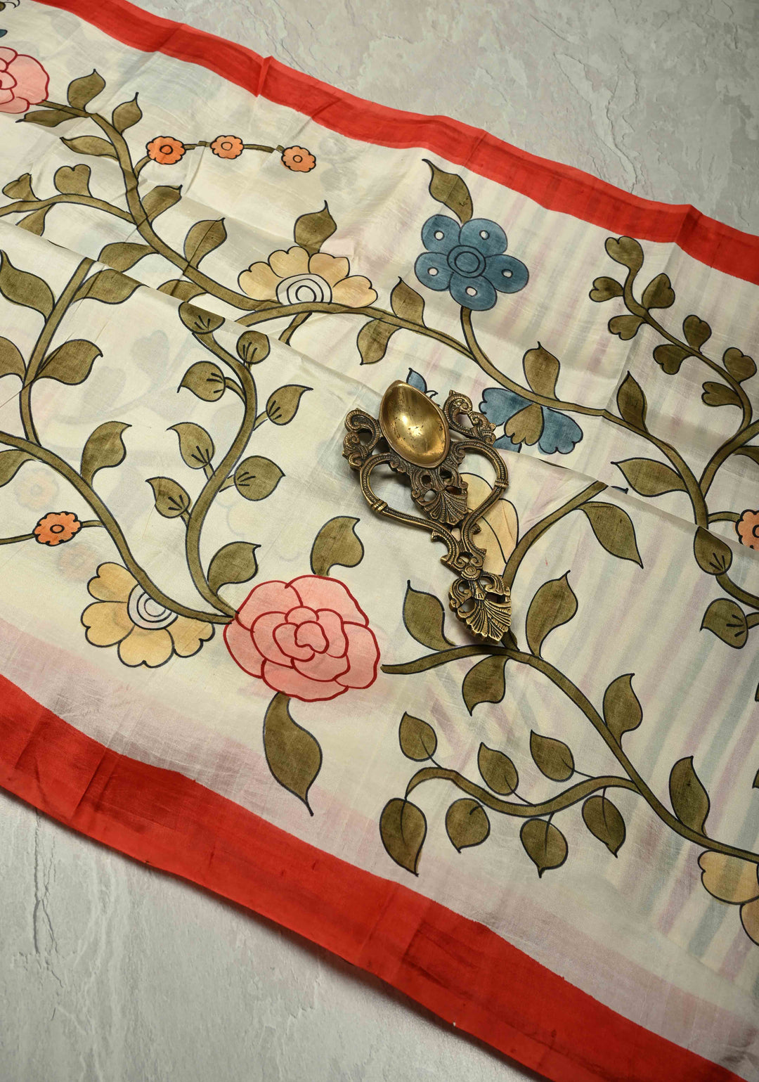 Ivory Pure Bishnupuri Silk Saree with Floral Kalamkari Hand Painted and Contrast Border | SILK MARK CERTIFIED