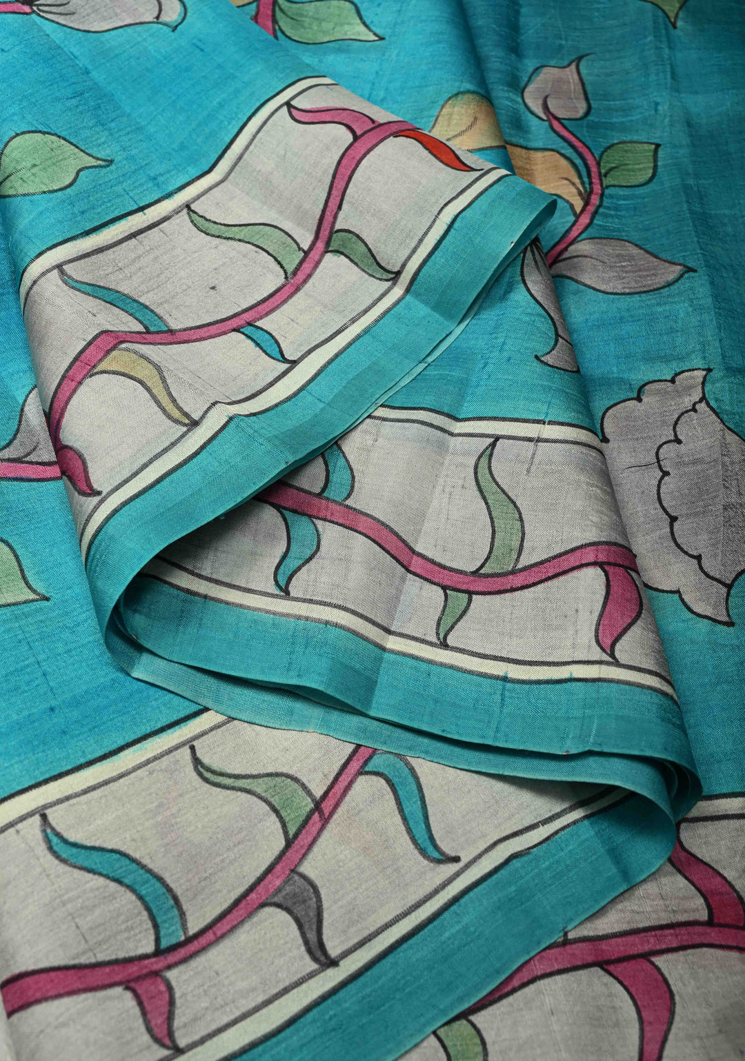 Off White Pure Tussar Silk Saree with Kalamkari Hand Painted and Peacock Motifs on Pallu | SILK MARK CERTIFIED (Copy)