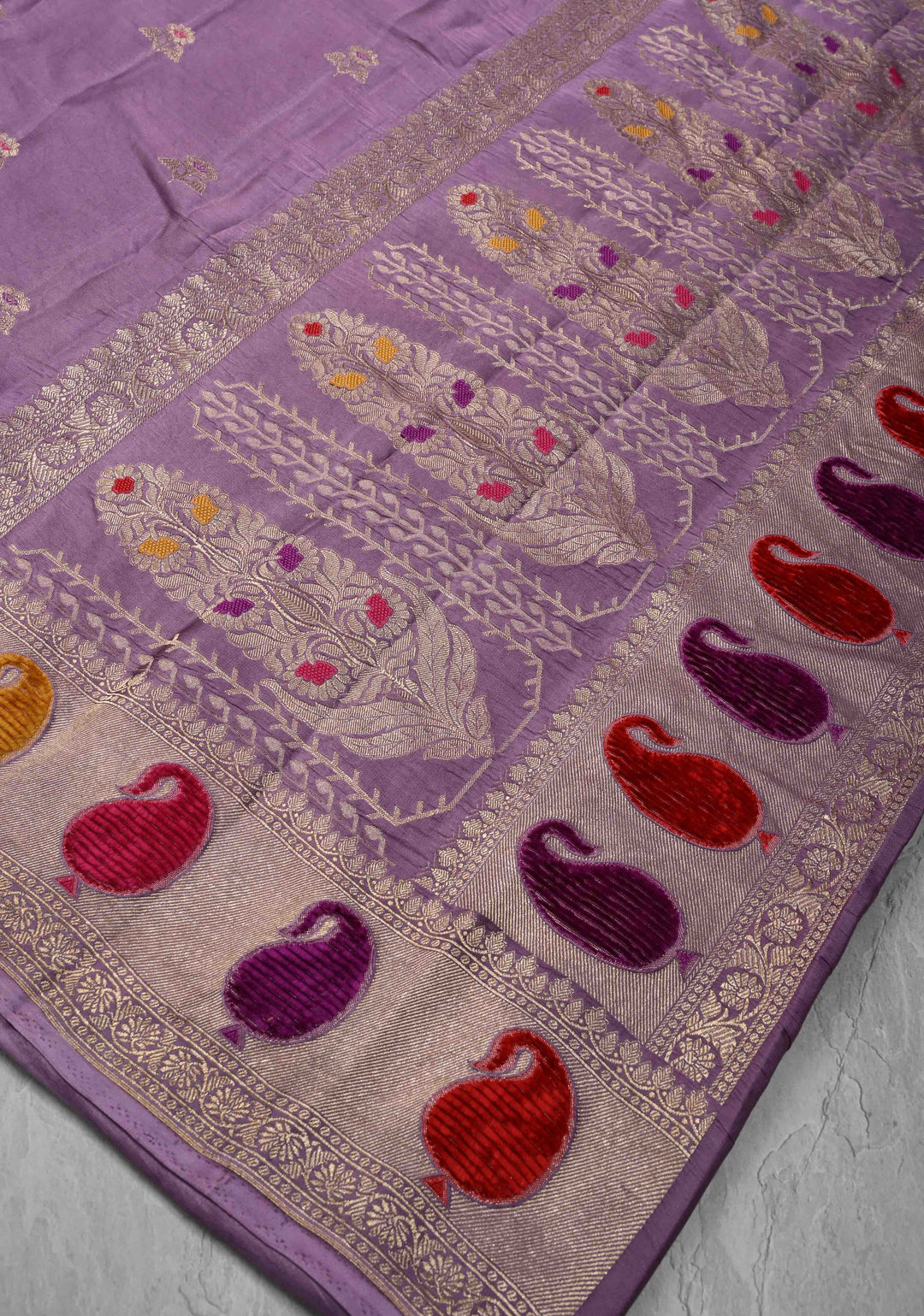 Dusty Lavender Meenakari Velvet Weaving Pure Mashru Silk Saree with Floral Zari buttas and Paisley Border |  SILK MARK CERTIFIED