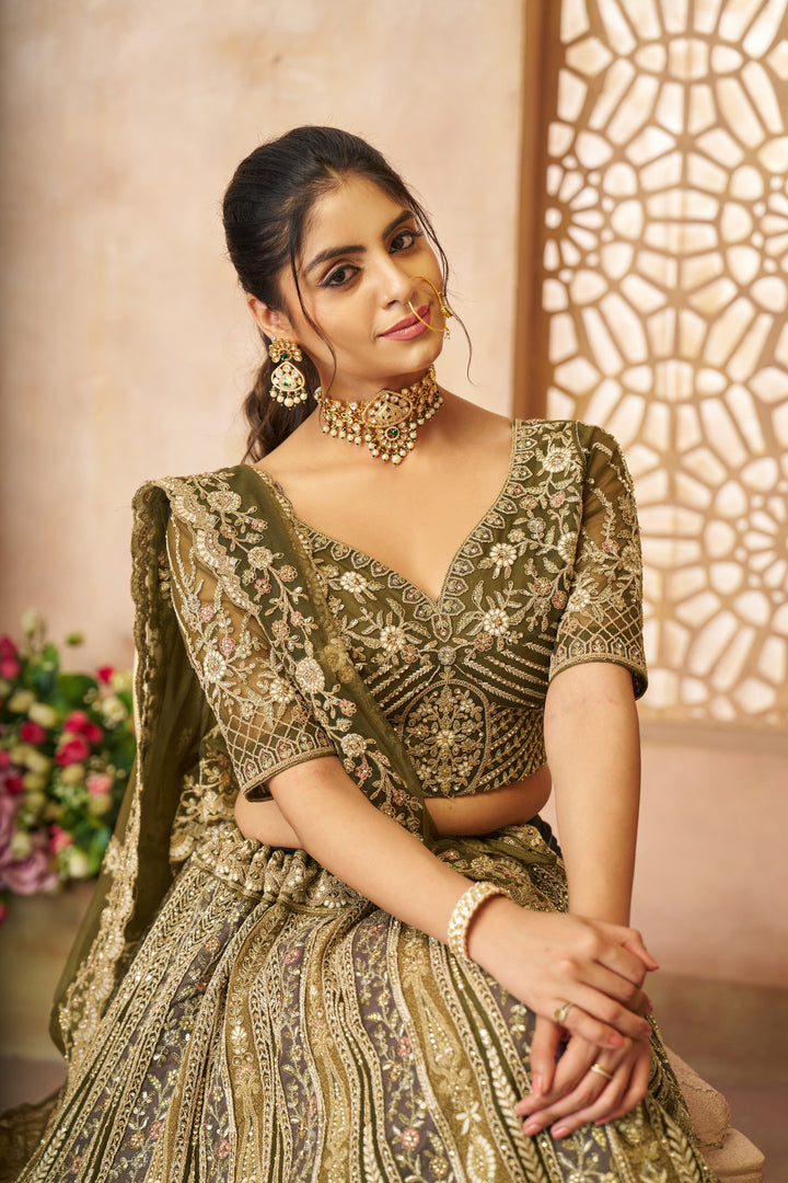 Noor-e-Mehendi Lehenga