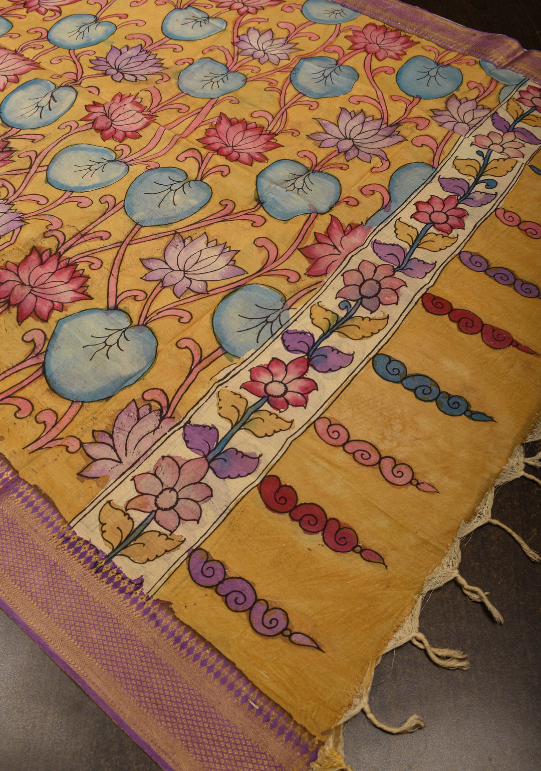 DUPATTA : Yellow Pen Kalamkari Handpainted Dupatta on Mangalagiri cotton