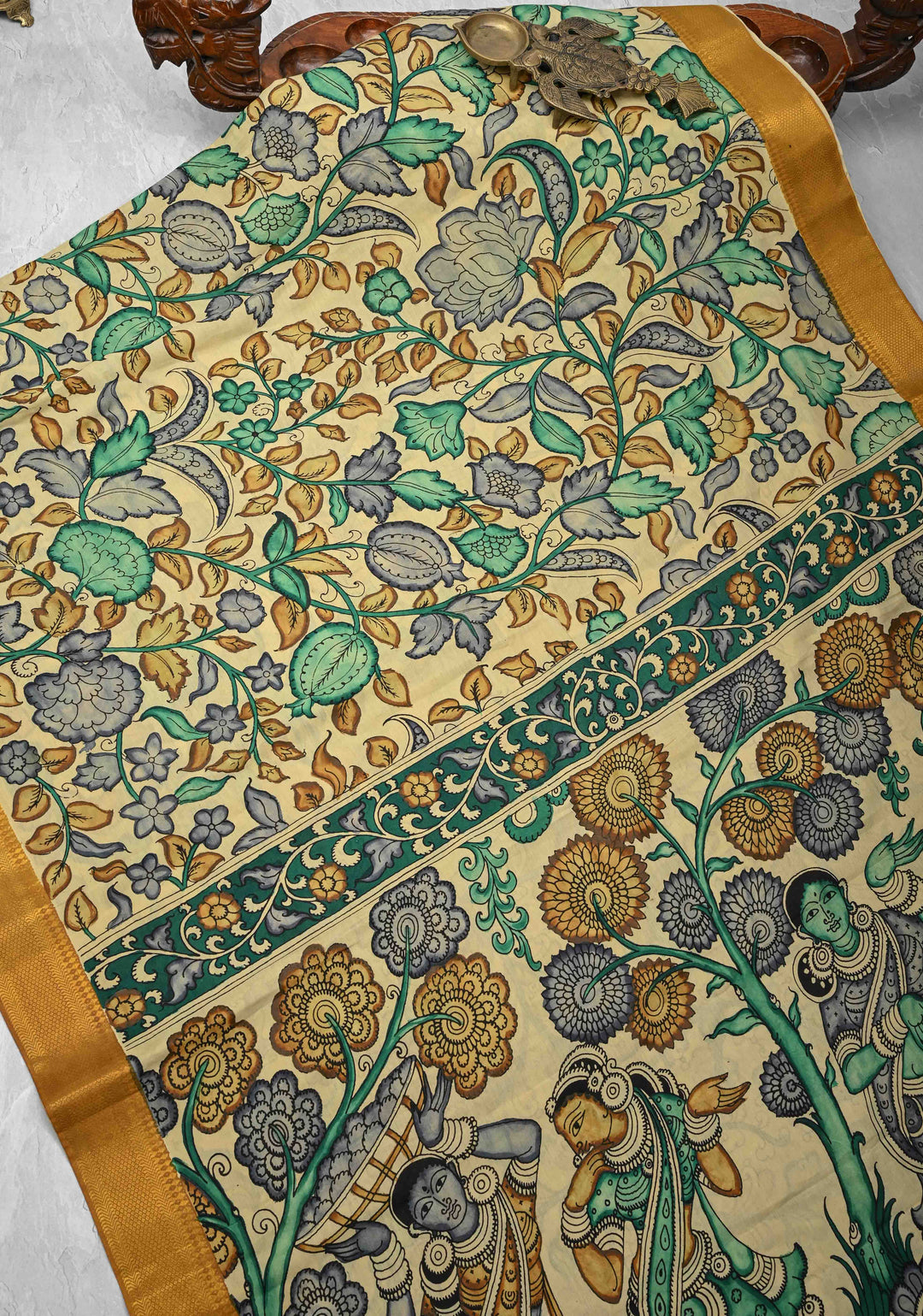 Floral Theme: Authentic Pen kalamkari on Mangalagiri Silk Cotton  Saree with Zari Border