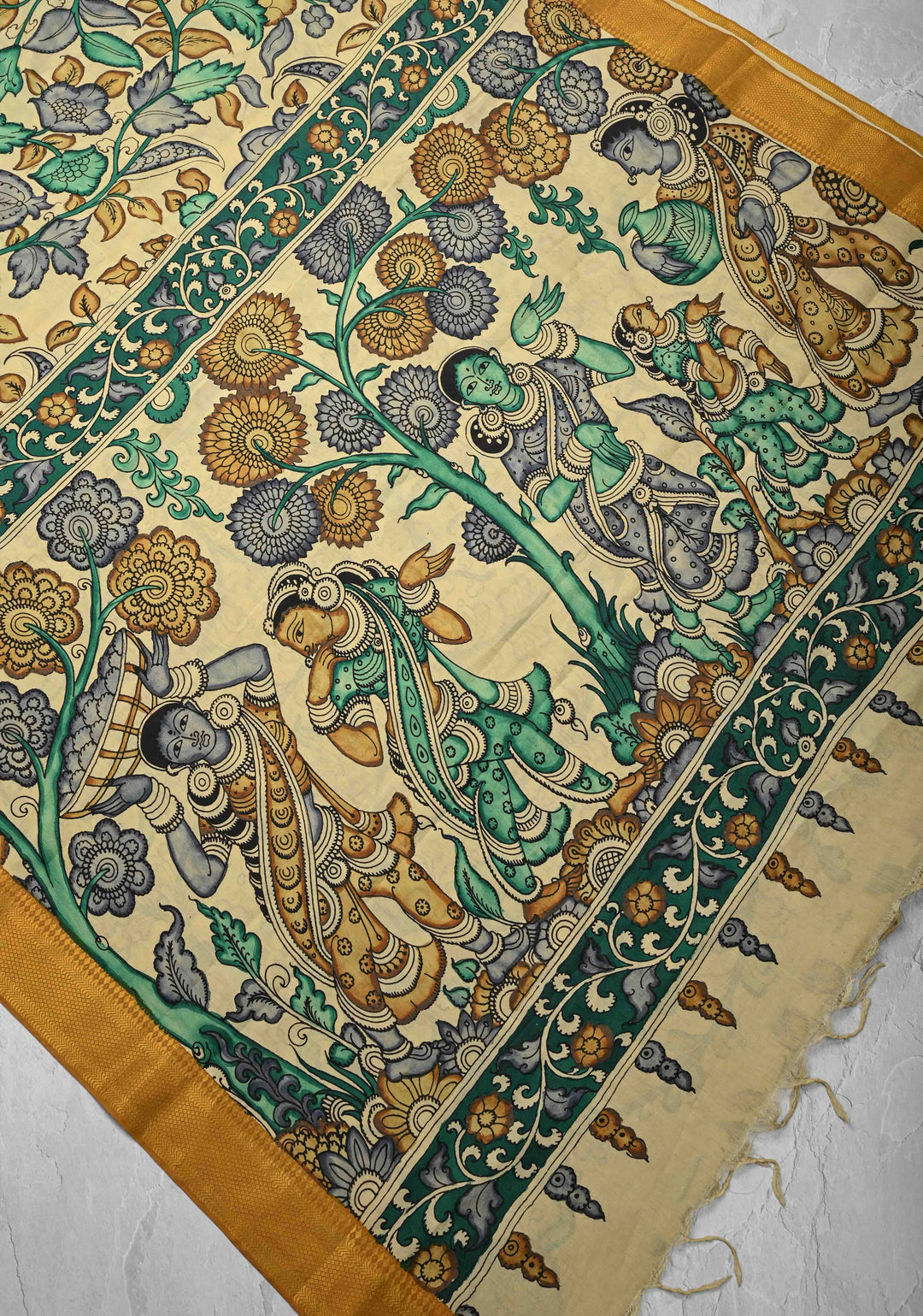 Floral Theme: Authentic Pen kalamkari on Mangalagiri Silk Cotton  Saree with Zari Border
