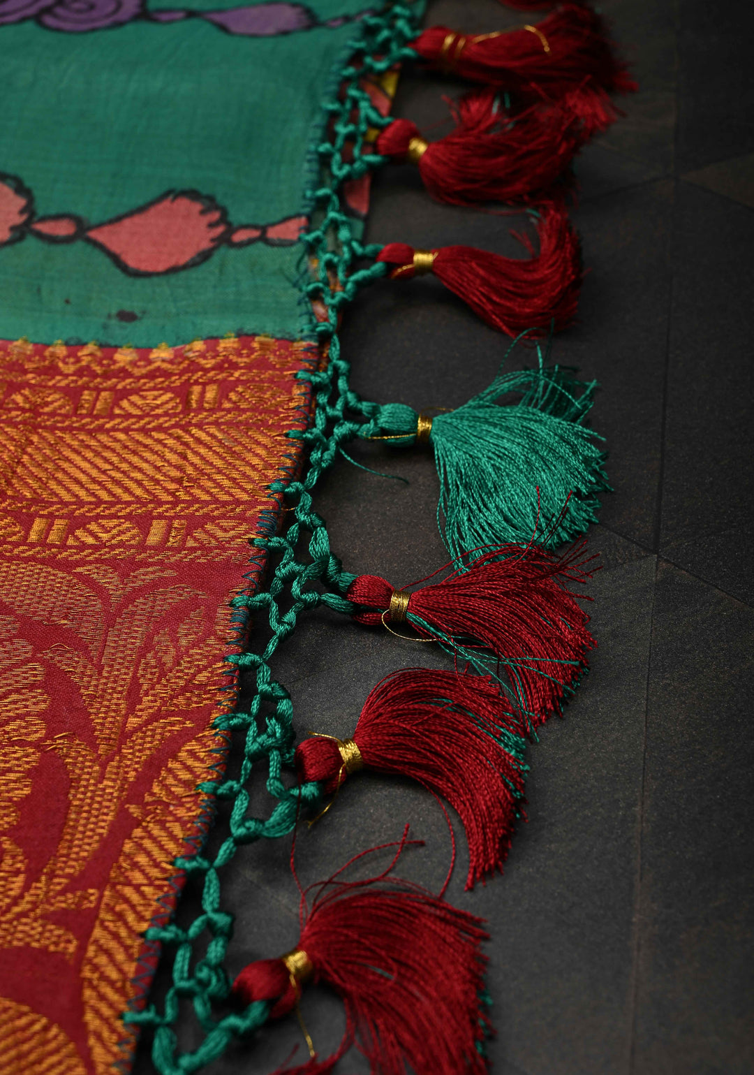 Floral and Peacock Theme : Green Authentic Pen kalamkari on Pure Chennuri Silk Saree with Wide Zari Border