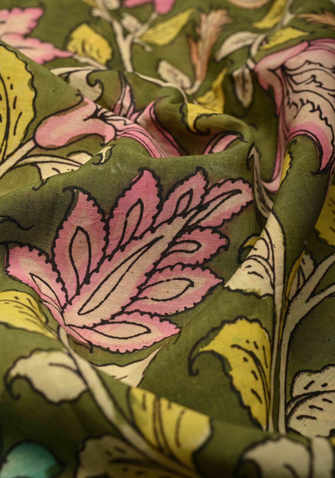 Mythological Motifs Pallu Theme: Henna Green Authentic Pen kalamkari on Pure Mangalagiri Silk Cotton Saree With Zari Border | SILK MARK CERTIFIED | SHOBITAM