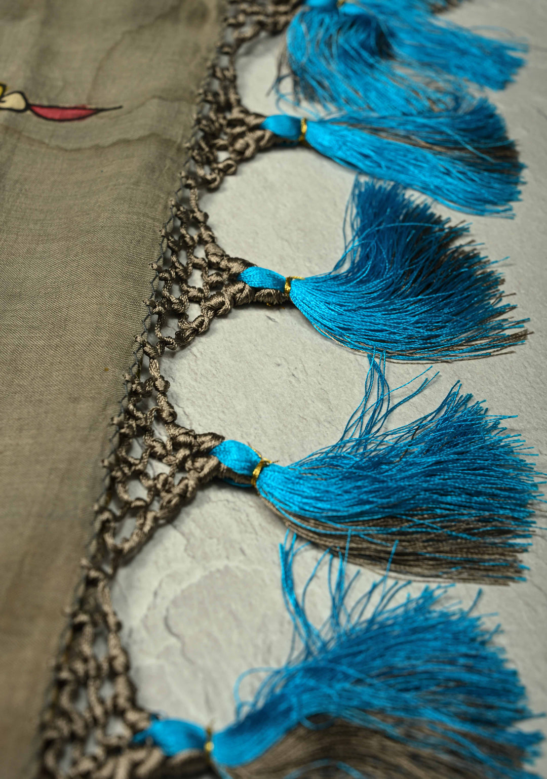 Floral and Peacock Theme : Grey Authentic Pen kalamkari on pure Chennuri Silk Saree with Border