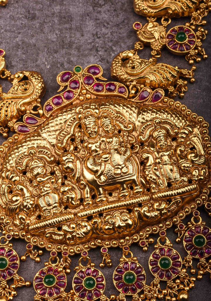 Shiva Parvati Family Pendant haar set with Peacock units and ganesha Earrings