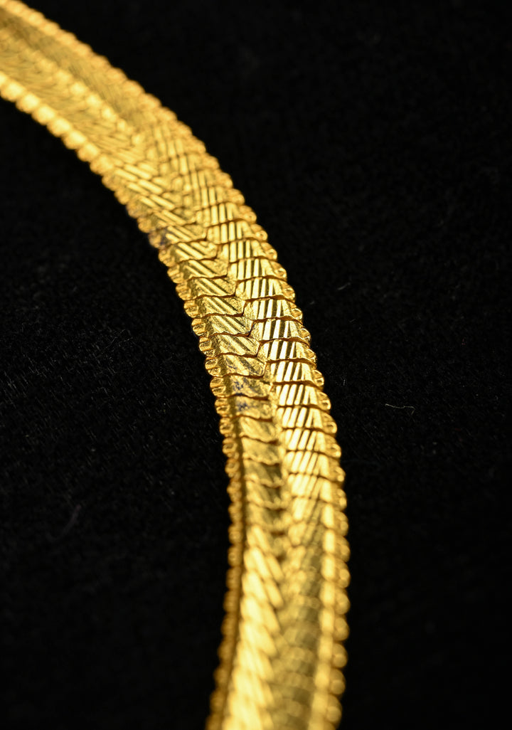Floral Minimalistic Ethnic Pendant on Braided chain