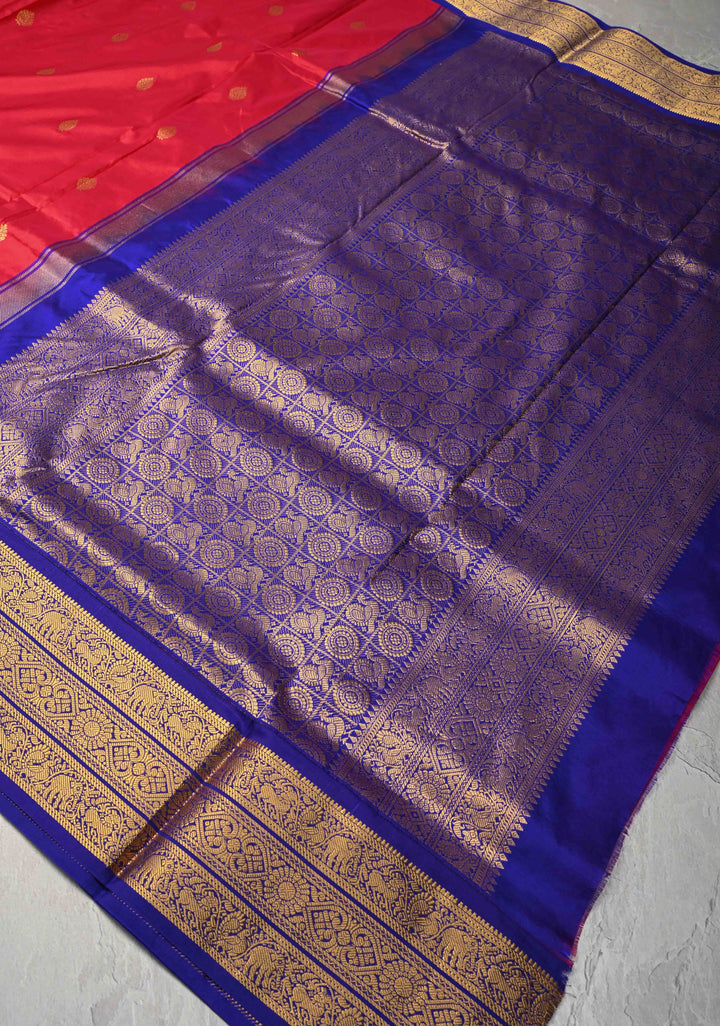 9 Yards Madisar saree in Rani Pink Dual tone with Zari Buttas and Zari Border, No Blouse Piece