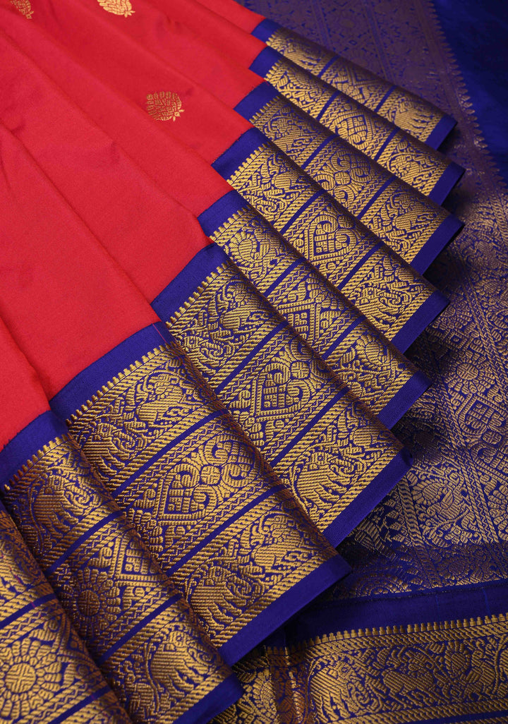 9 Yards Madisar saree in Rani Pink Dual tone with Zari Buttas and Zari Border, No Blouse Piece