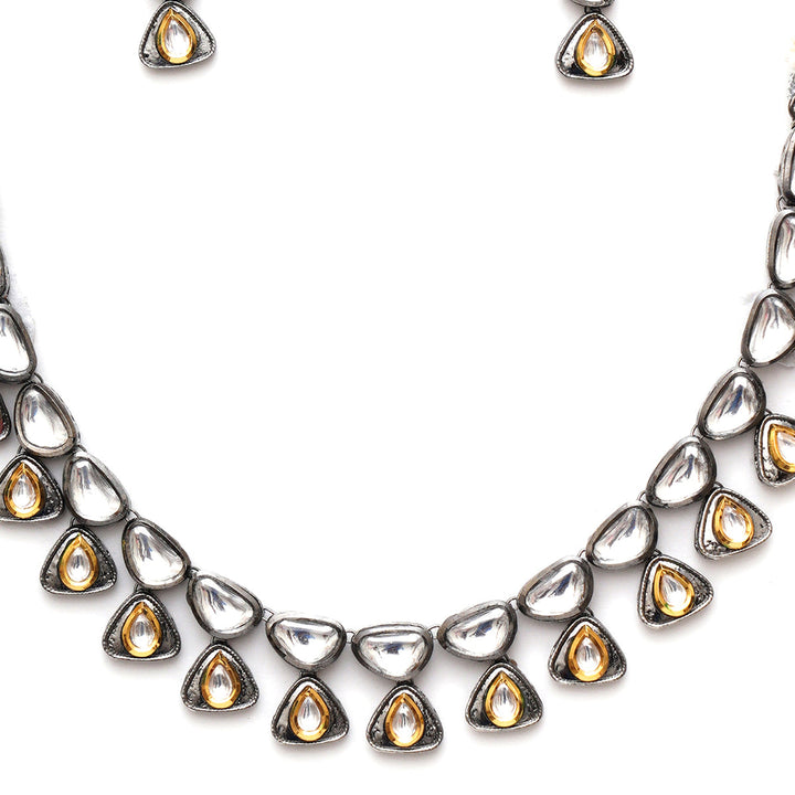 Dual Tone Kundan Neckpiece with Earrings | SHOBITAM