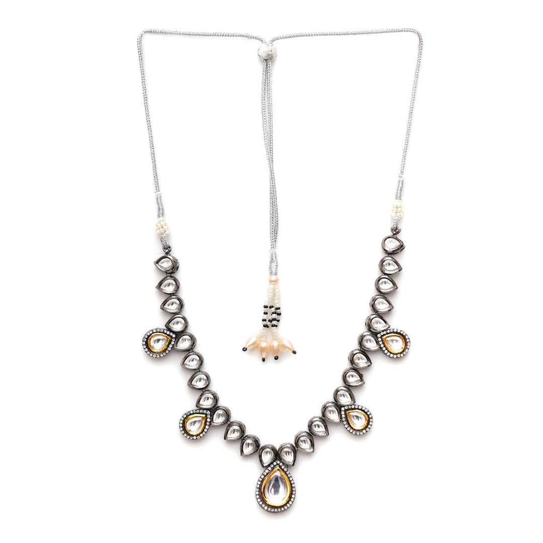 Dual Tone Kundan Neckpiece | SHOBITAM