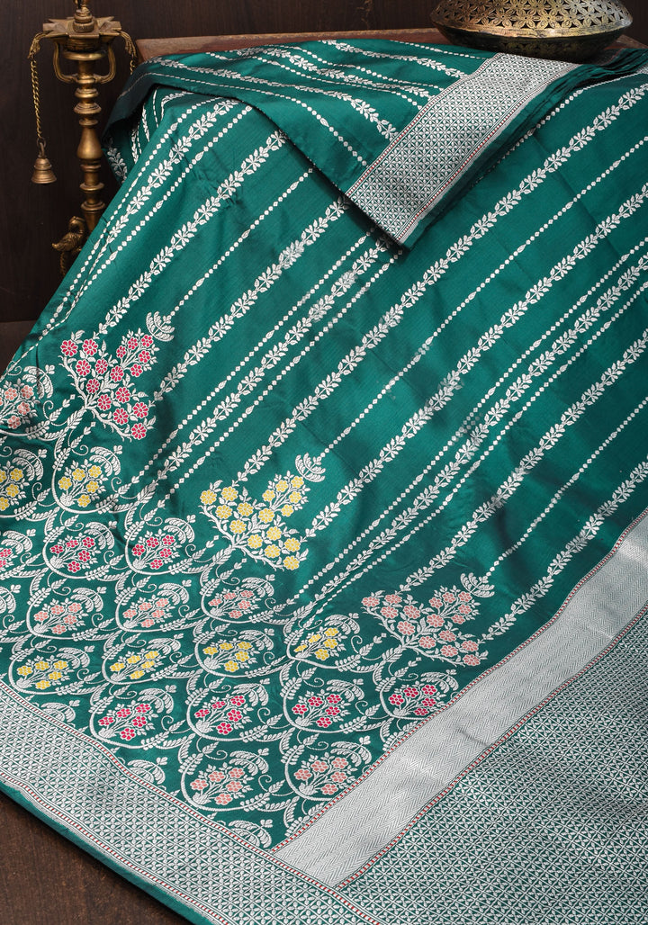 Exquisite Chandelier Design Grand kadhuwa Meenakari Banarasi Silk Saree in Rama Green| SILK MARK CERTIFIED