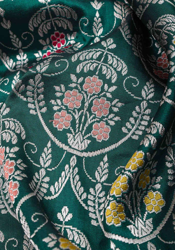 Exquisite Chandelier Design Grand kadhuwa Meenakari Banarasi Silk Saree in Rama Green| SILK MARK CERTIFIED