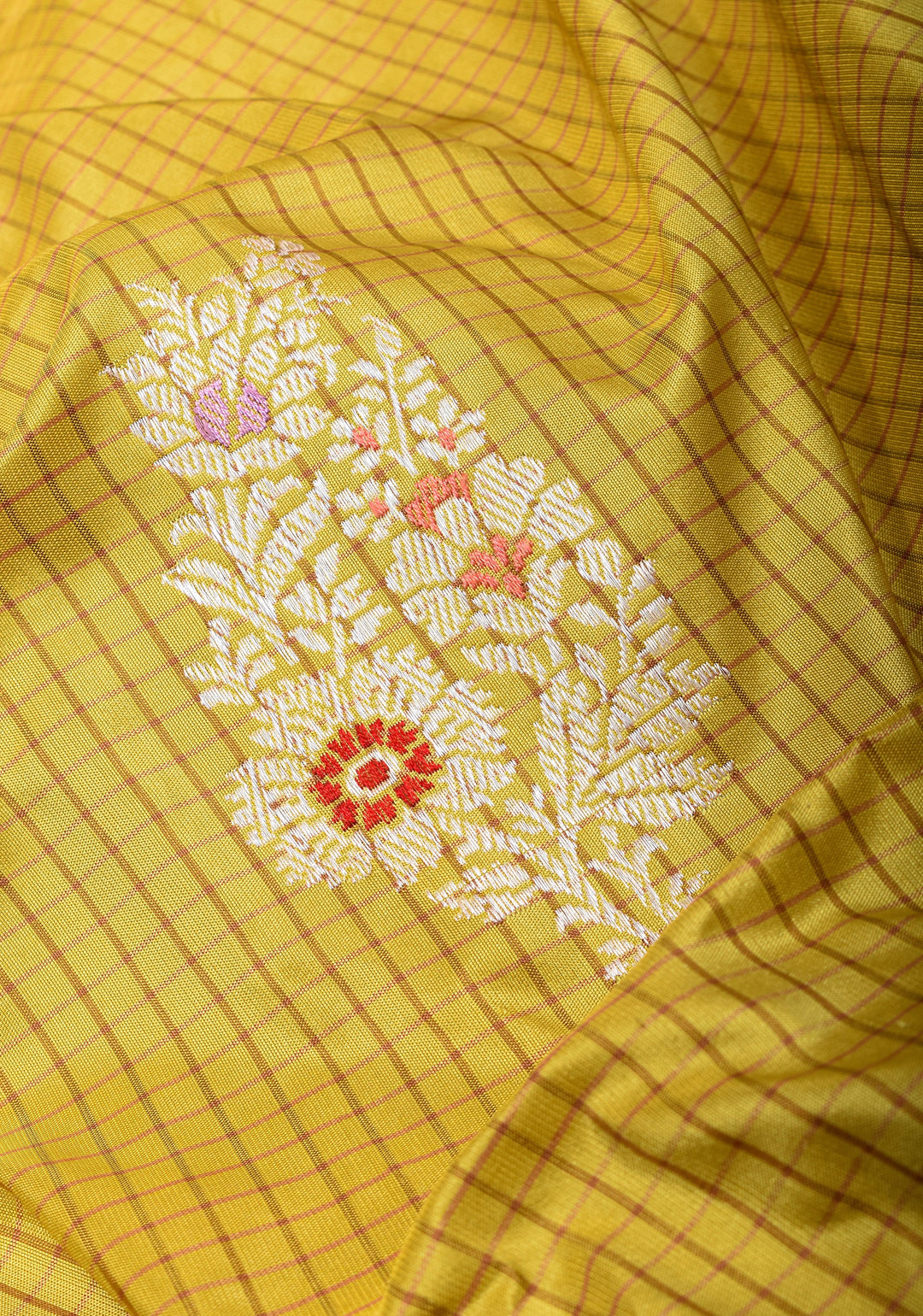 Pale Ochre Exquisite Checks Chandelier Inspired  Design Grand kadhuwa Meenakari Banarasi Silk Saree  | SILK MARK CERTIFIED |