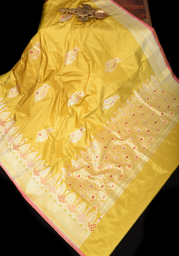 Pale Ochre Exquisite Checks Chandelier Inspired  Design Grand kadhuwa Meenakari Banarasi Silk Saree  | SILK MARK CERTIFIED |