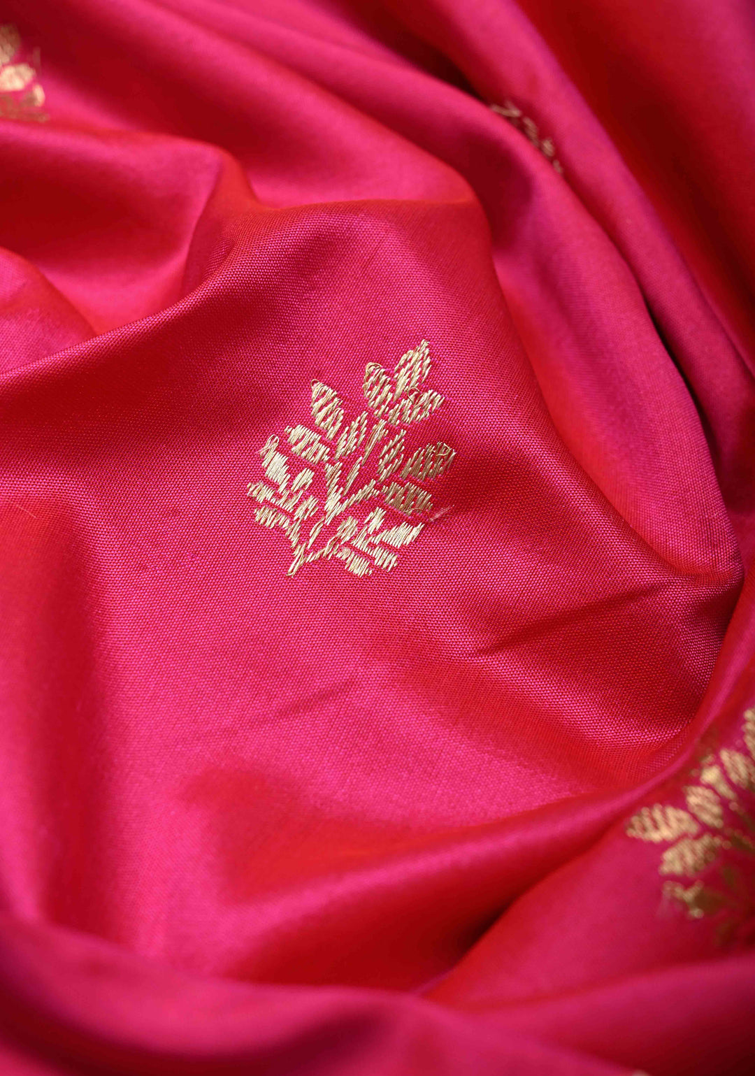 Rani Pink Dual tone Banarasi Pure Katan Silk Saree with Sona Rupa Buttas and Kadhuwa Meenakari Jaal on Skirt Border| SILK MARK CERTIFIED