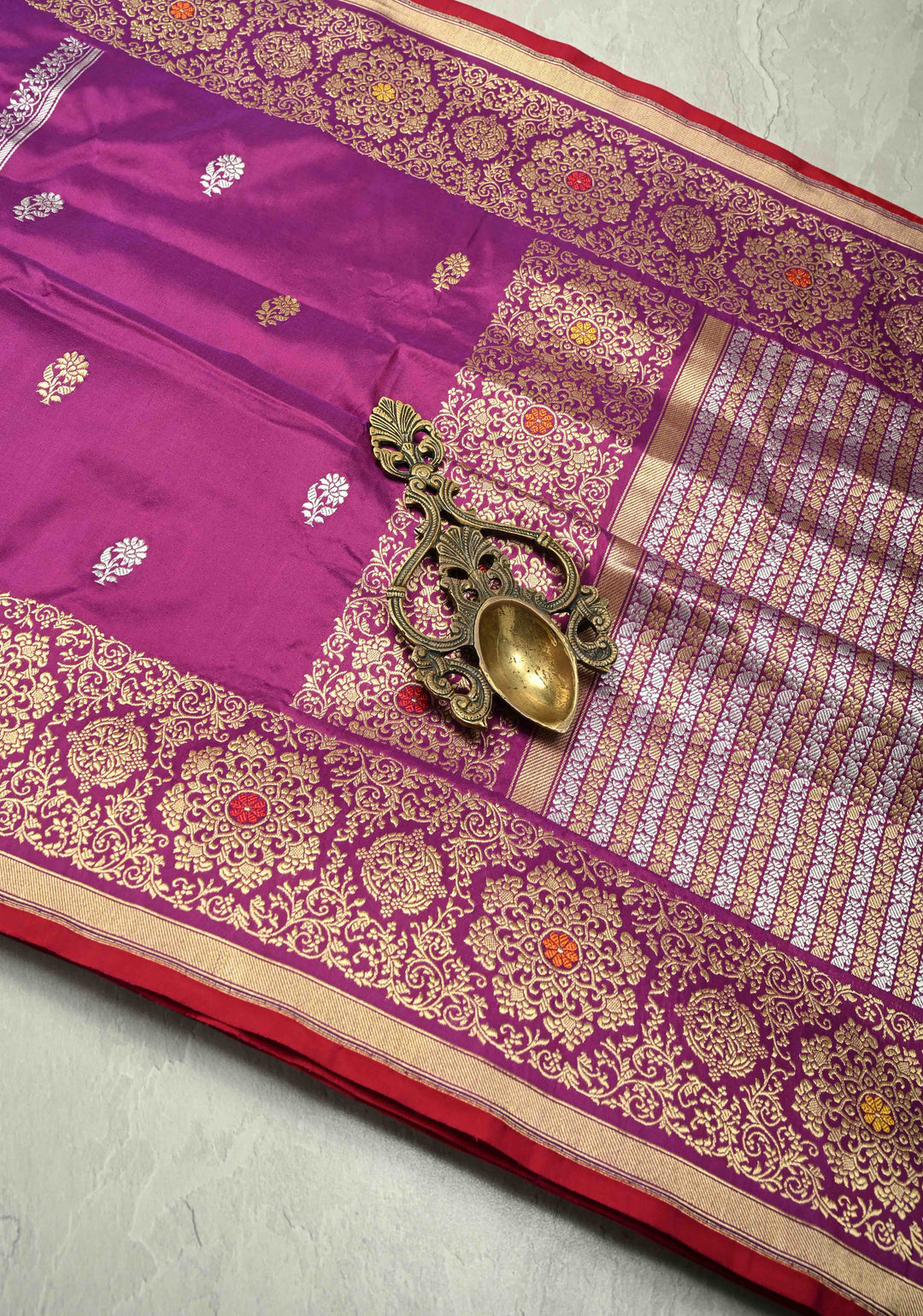 Purple-Red Dual Tone Pure Banarasi Silk Saree with Floral Sona Rupa Buttas on Bottom and Kaduwa Meenakari  Border| SILK MARK CERTIFIED