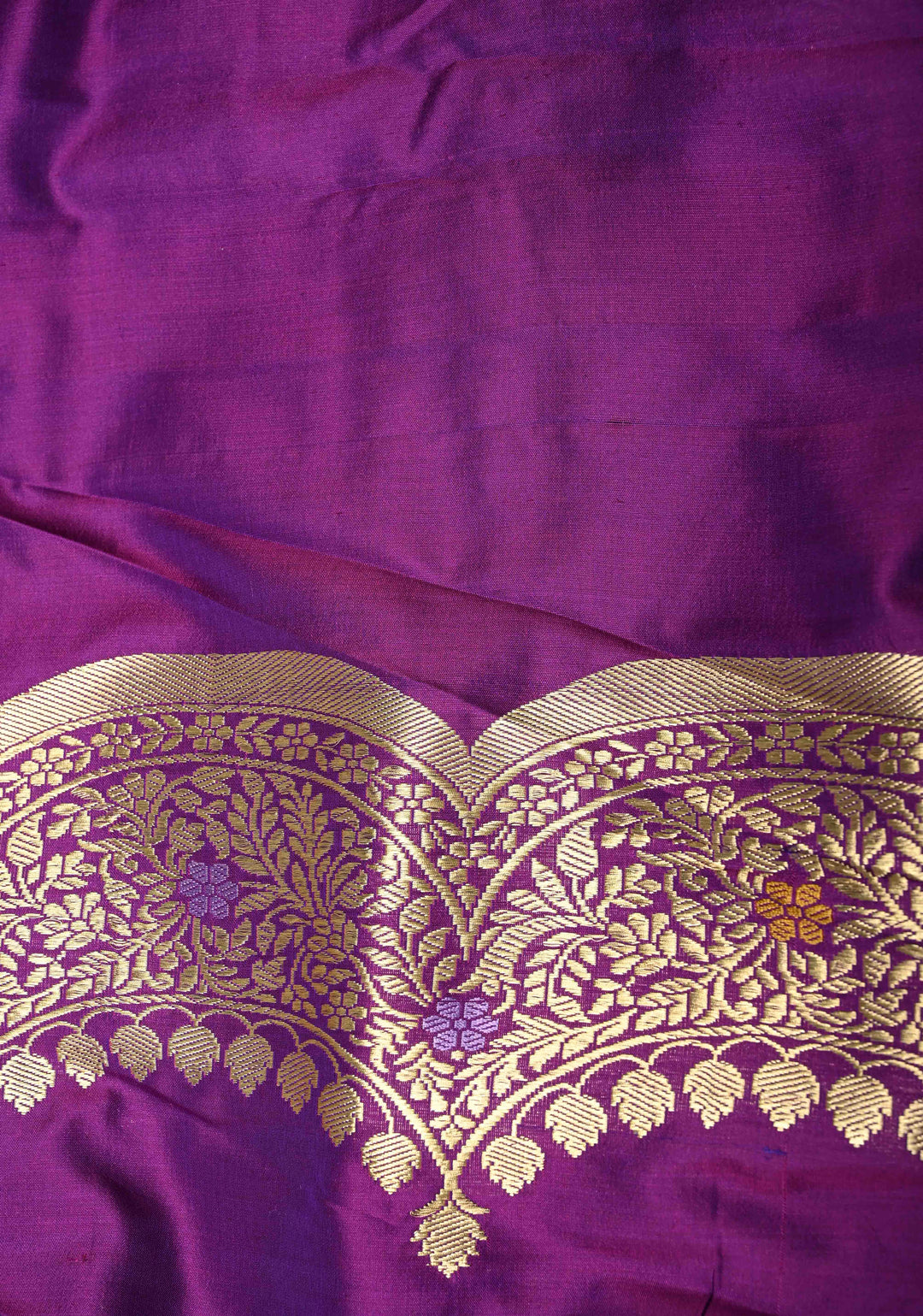 Purple Dual Tone Pure Banarasi katan silk saree with Kadhuwa Jungla Meenakari Sona Rupa Buttas and Scallop Border |SILK MARK CERTIFIED